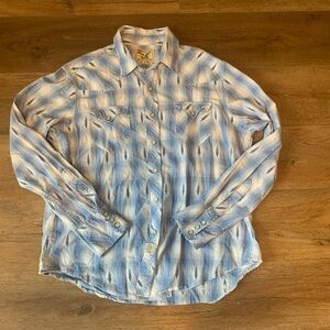 American living Men's Blue Shirt long sleeve size L 100% cotton.